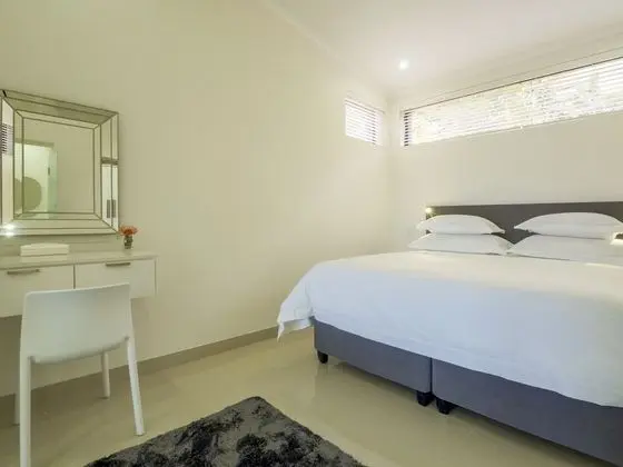 Süit (THEBLOEM SUITE TWO: DELUXE KING BED )