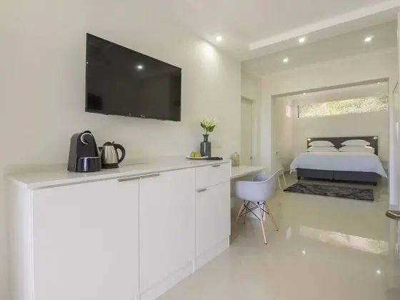 Süit (THEBLOEM SUITE TWO: DELUXE KING BED )