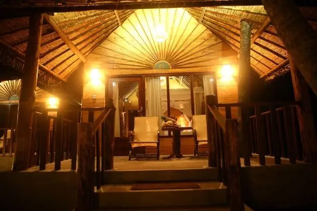 Deluxe Kulübe, Deniz Manzaralı, Denize Sıfır