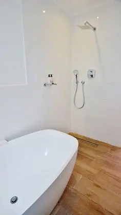 Economy Tek Büyük Yataklı Oda