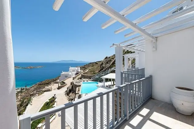 Luxury Villa, 3 Yatak Odası, Havuz Kullanımı, Deniz Manzaralı (Villa Thelgo 2)