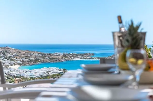 Luxury Villa, 4 Yatak Odası, Havuz Kullanımı, Deniz Manzaralı (Villa Thelgo 1)