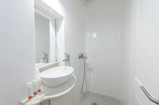 Luxury Villa, 4 Yatak Odası, Havuz Kullanımı, Deniz Manzaralı (Villa Thelgo 1)