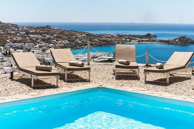 Luxury Villa, 4 Yatak Odası, Havuz Kullanımı, Deniz Manzaralı (Villa Thelgo 1)