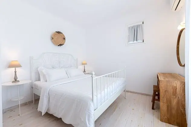 Luxury Villa, 4 Yatak Odası, Havuz Kullanımı, Deniz Manzaralı (Villa Thelgo 3)