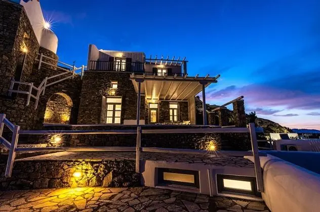 Luxury Villa, 4 Yatak Odası, Havuz Kullanımı, Deniz Manzaralı (Villa Thelgo 3)