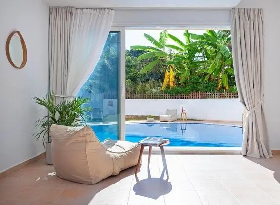 Villa, Kişiye Özel Havuzlu