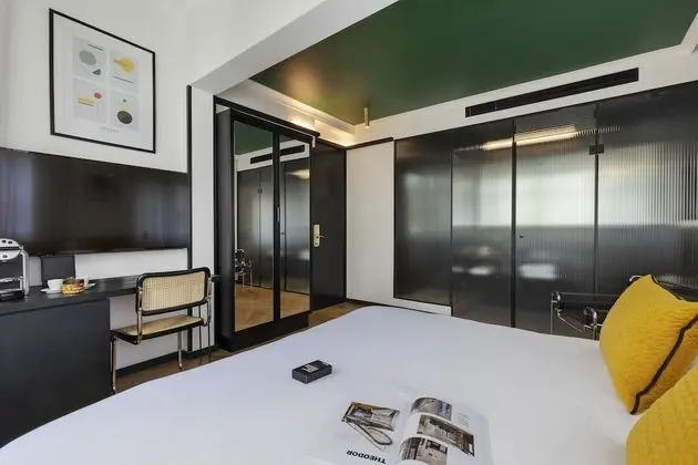 Deluxe Tek Büyük veya İki Ayrı Yataklı Oda