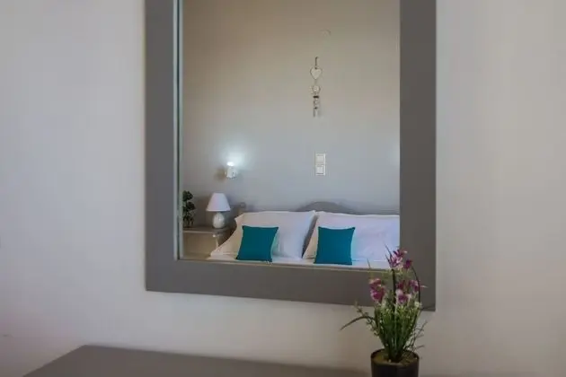 Stüdyo (First Floor)
