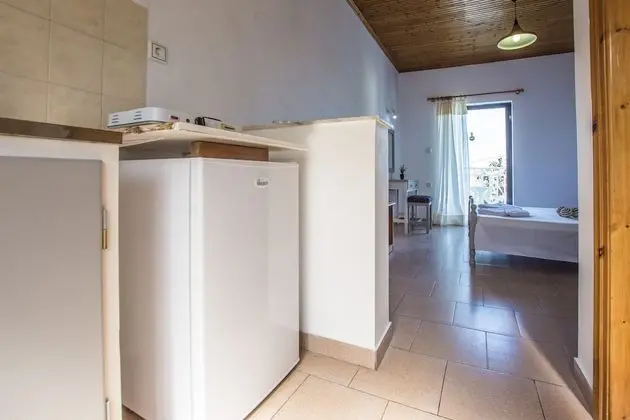 Stüdyo (First Floor)