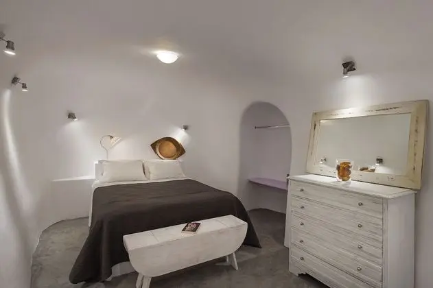 Süit (Indoor Hot Tub with Sunset View)