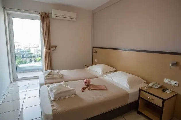 Tek Büyük Yataklı Oda, Balkon