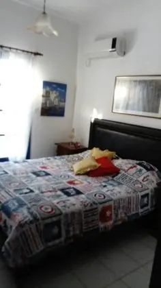 Ev, 2 Yatak Odası, Havuz Kullanımı (Paros)