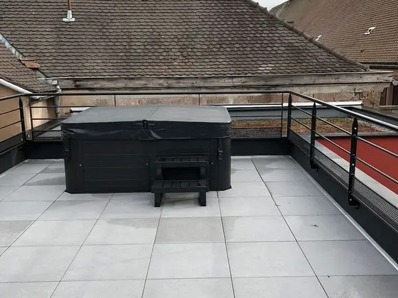 Deluxe Apart Daire, Banyolu/Duşlu