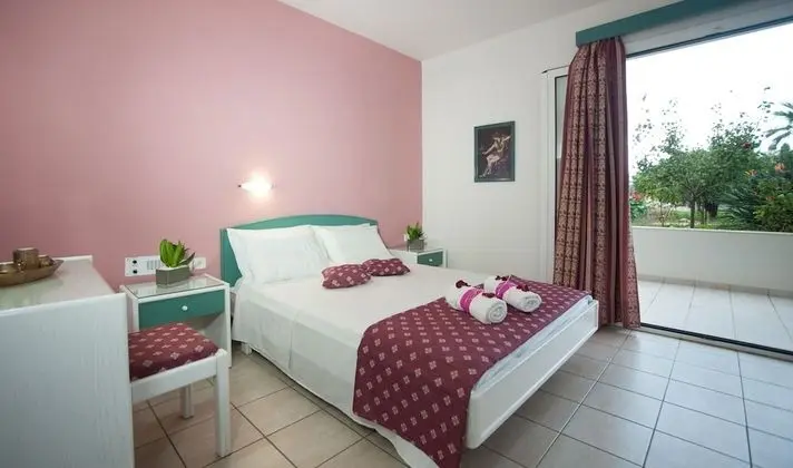 One Bedroom Apartment