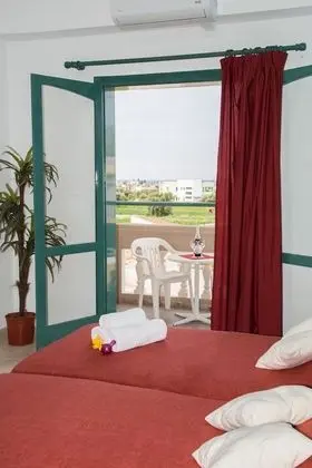 One Bedroom Apartment
