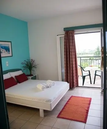 Superior One Bedroom Apartment