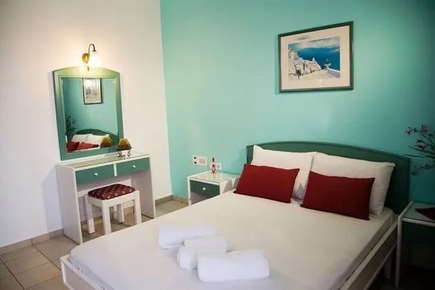 Superior One Bedroom Apartment