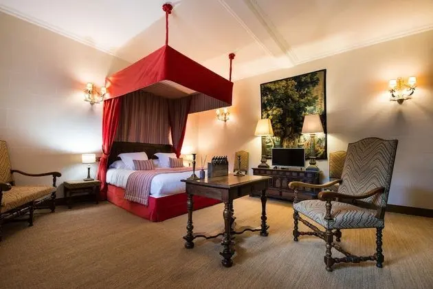 Premium Tek Büyük Yataklı Oda