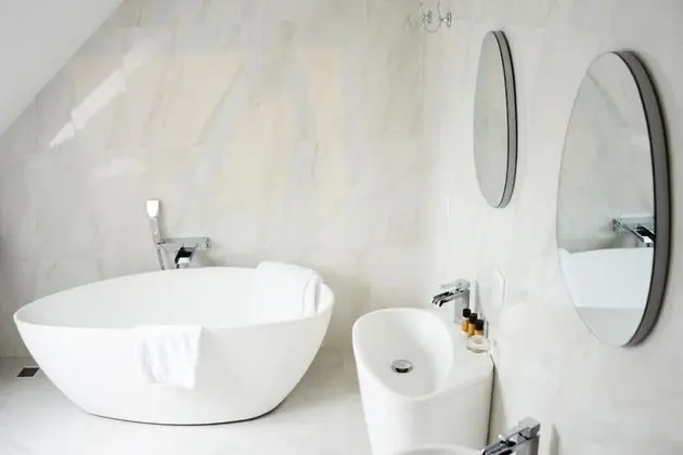 Premium Tek Büyük Yataklı Oda