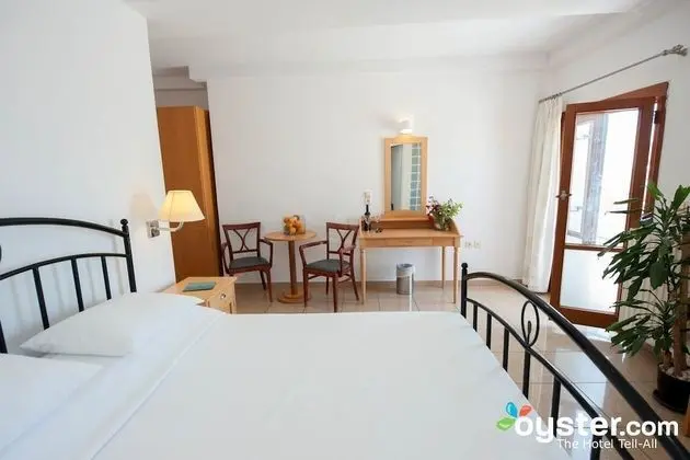 Standard Tek Büyük veya İki Ayrı Yataklı Oda, 1 Yatak Odası, Sigara İçilmez, Şehir Manzaralı