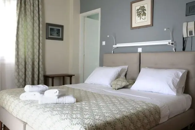 Tek Büyük veya İki Ayrı Yataklı Oda, Deniz Manzaralı