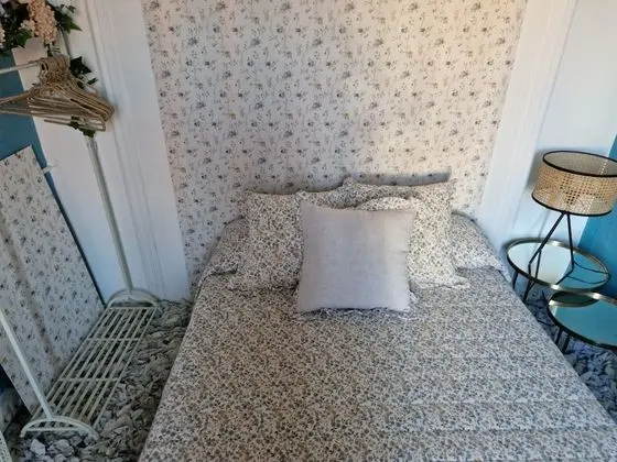 Tek Büyük Yataklı Oda, Balkon