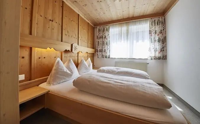 Apart Daire, 3 Yatak Odası (Appartement Top 2)