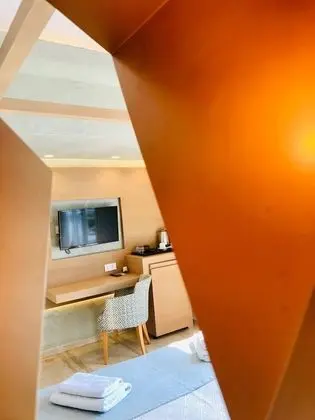 Premium Tek Büyük Yataklı Oda, 1 Çift Kişilik Yatak, Kısmi Deniz Manzaralı