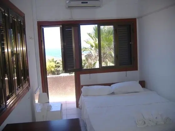 Deluxe Tek Büyük Yataklı Oda, Balkon, Deniz Manzaralı