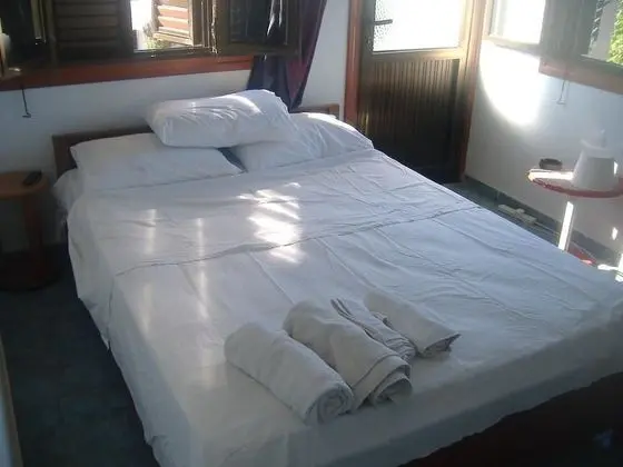 Deluxe Tek Büyük Yataklı Oda, Balkon, Deniz Manzaralı