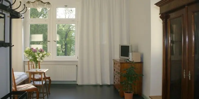 Tek Büyük Yataklı Oda, Balkon, Nehir Manzaralı