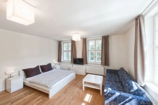 Standard Stüdyo, Küçük Mutfak