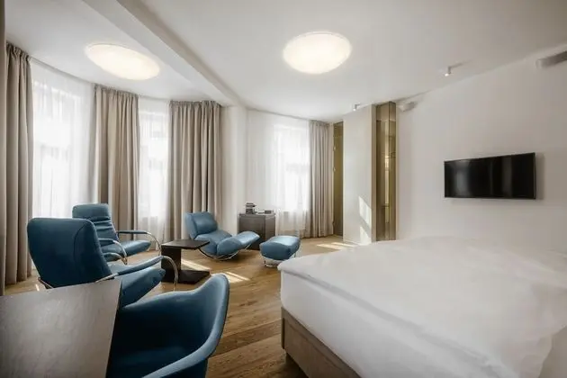 Deluxe Tek Büyük Yataklı Oda, Balkon