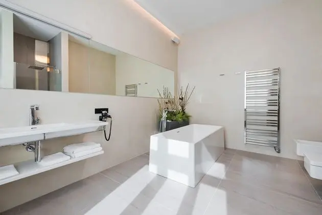 Deluxe Tek Büyük Yataklı Oda, Balkon