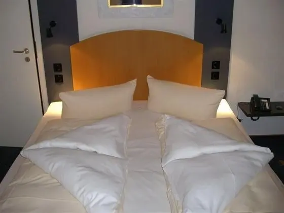 Classic Büyük Yataklı Tek Kişilik Oda