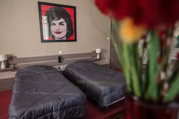 Comfort Tek Büyük veya İki Ayrı Yataklı Oda