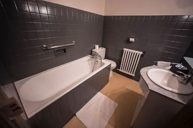 Standard Tek Büyük veya İki Ayrı Yataklı Oda