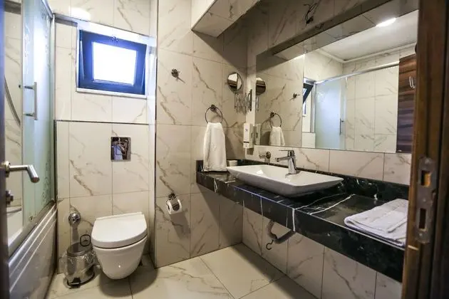 Standard Tek Büyük veya İki Ayrı Yataklı Oda, 1 Çift Kişilik Yatak, Şehir Manzaralı