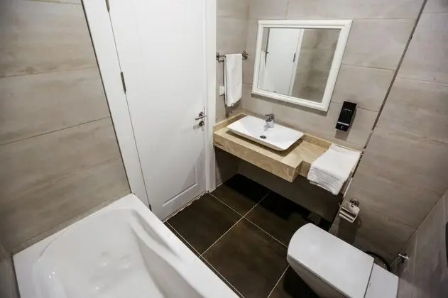 Standart Oda, Şehir Manzaralı
