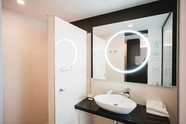 Junior Tek Büyük Yataklı Oda