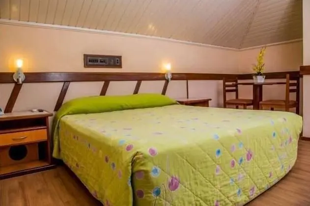 LUXO DUPLO COM HIDRO