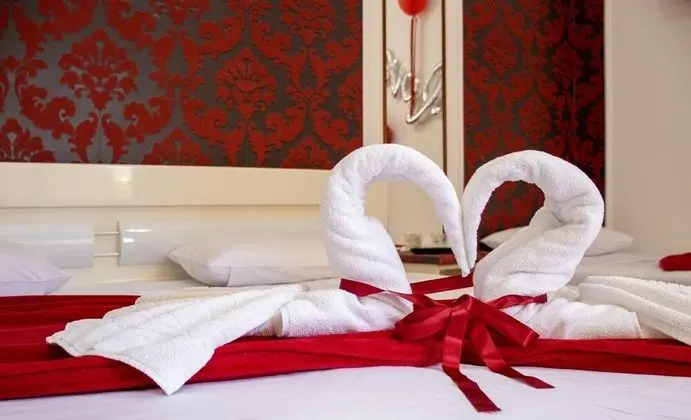 Deluxe Üç Kişilik Oda