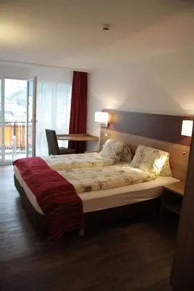 Comfort Tek Büyük Yataklı Oda (guest house Volksheilbad)