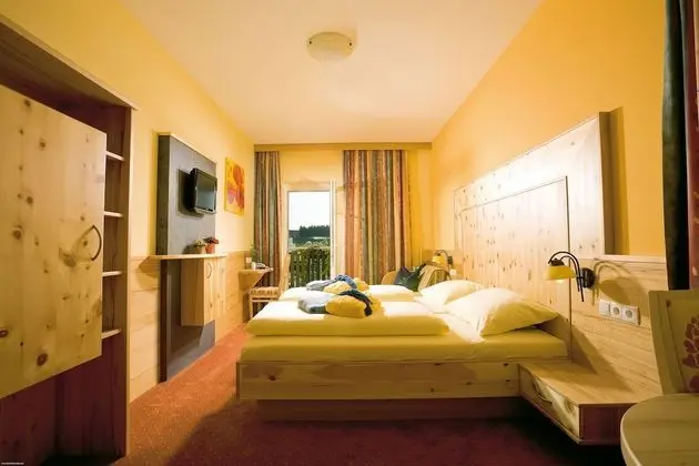 Comfort Tek Büyük Yataklı Oda, Bahçe Manzaralı