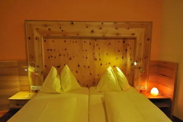 Comfort Tek Büyük Yataklı Oda, Bahçe Manzaralı