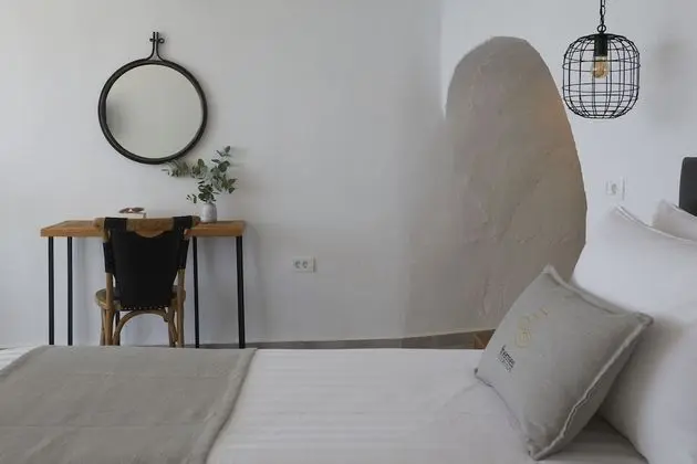 Two Bedroom Villa with Indoor Private Cave Pool