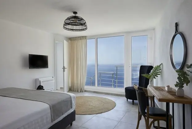 Two Bedroom Villa with Indoor Private Cave Pool
