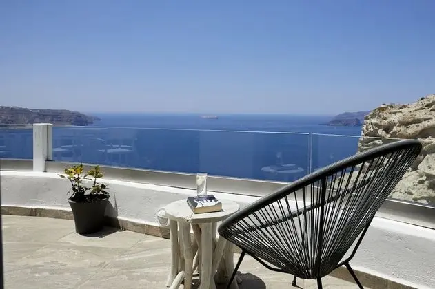 Two Bedroom Villa with Indoor Private Cave Pool