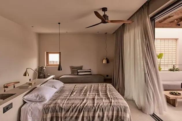 Grand Junior Suite with Roof Garden